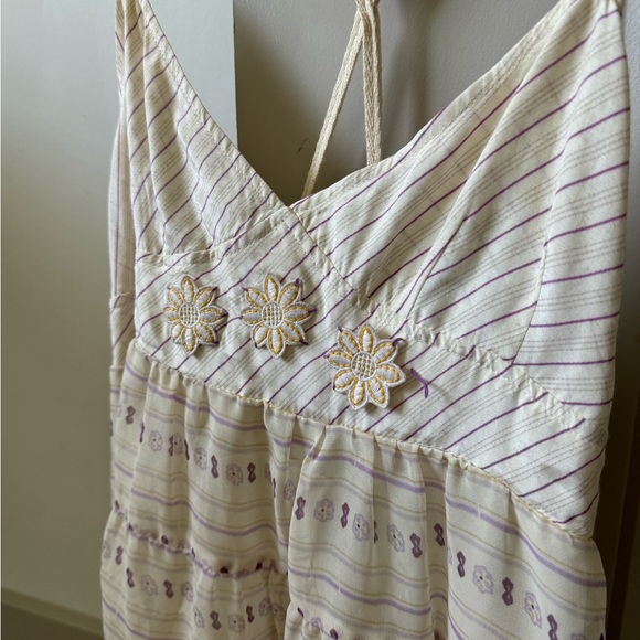 FREE PEOPLE EMBELLISHED TOP ✨ - Picture 2 of 5